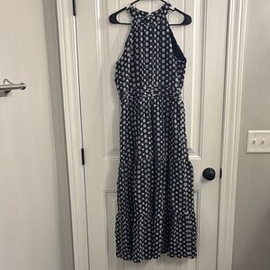 Chic Black and White Floral Maxi Dress